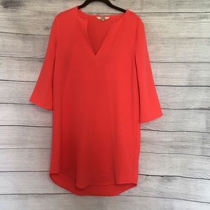 B.B. Dakota Coral V Neck Shift Dress Size S